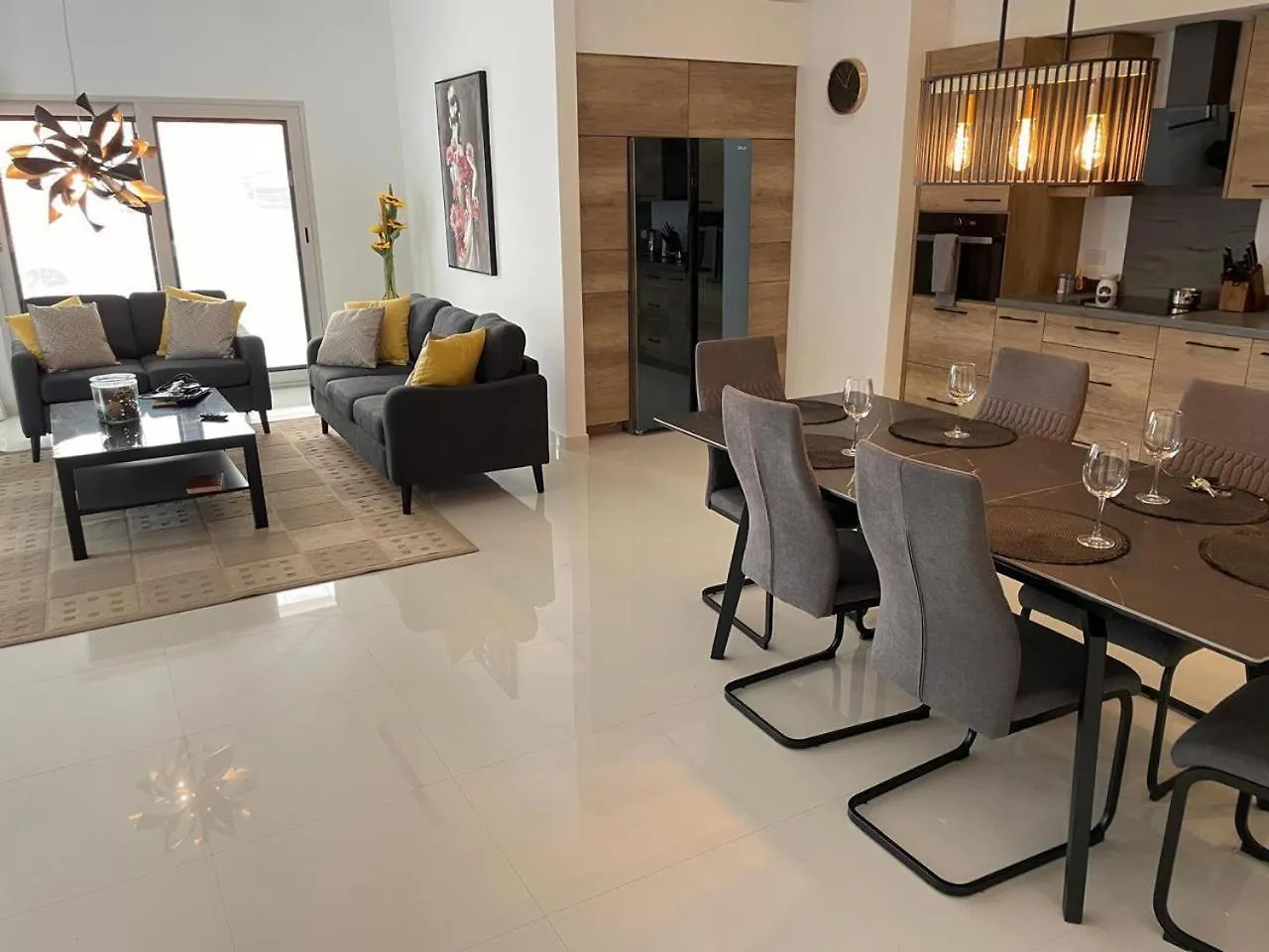 Stylish Bubali Suites Near Eagle Beach Palm Beach