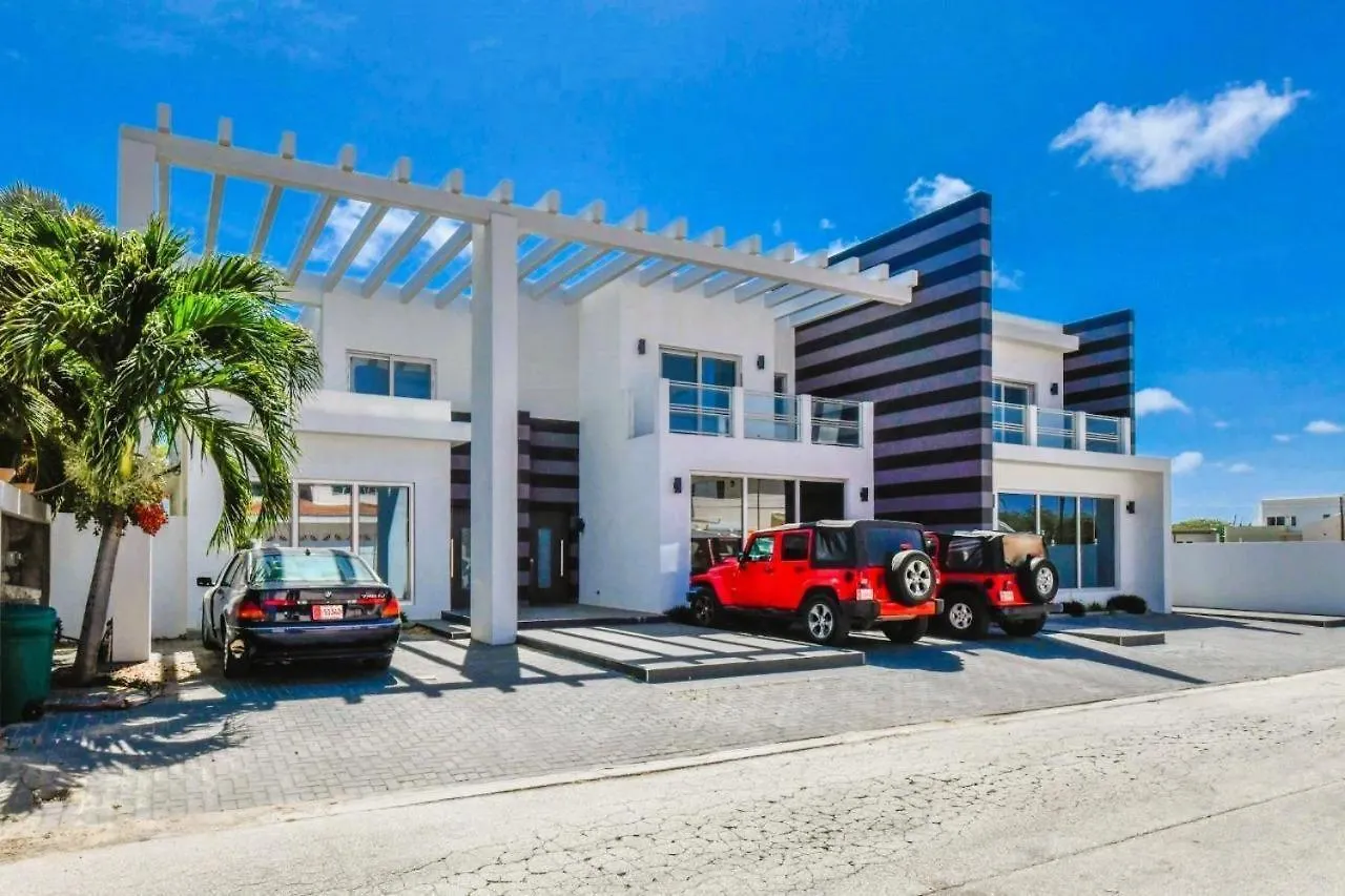 Stylish Bubali Suites Near Eagle Beach Palm Beach